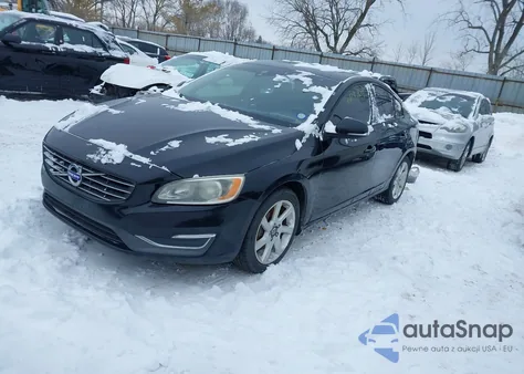 2014 Volvo S60 T5 z USA, uszkodzony, nr VIN YV1612FS0E1285564